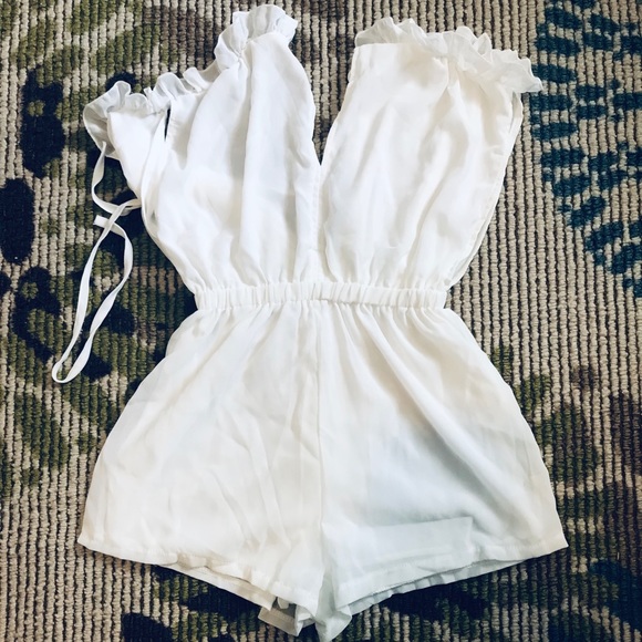 White Short Chiffon Romper - Picture 3 of 8